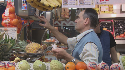 El "mercado de la lotería de Navidad" agota todos sus décimos disponibles