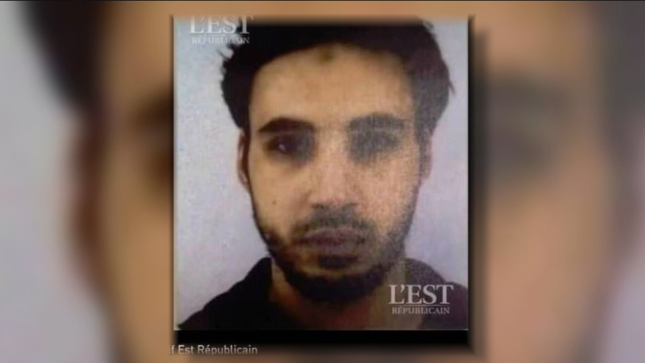 Francia busca al terrorista de Estrasburgo, que podría haber salido del país