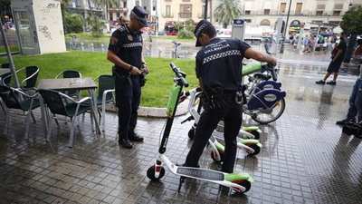 La Fiscalía ordena a las Policías Locales esmerarse en la investigación de atropellos por patinetes