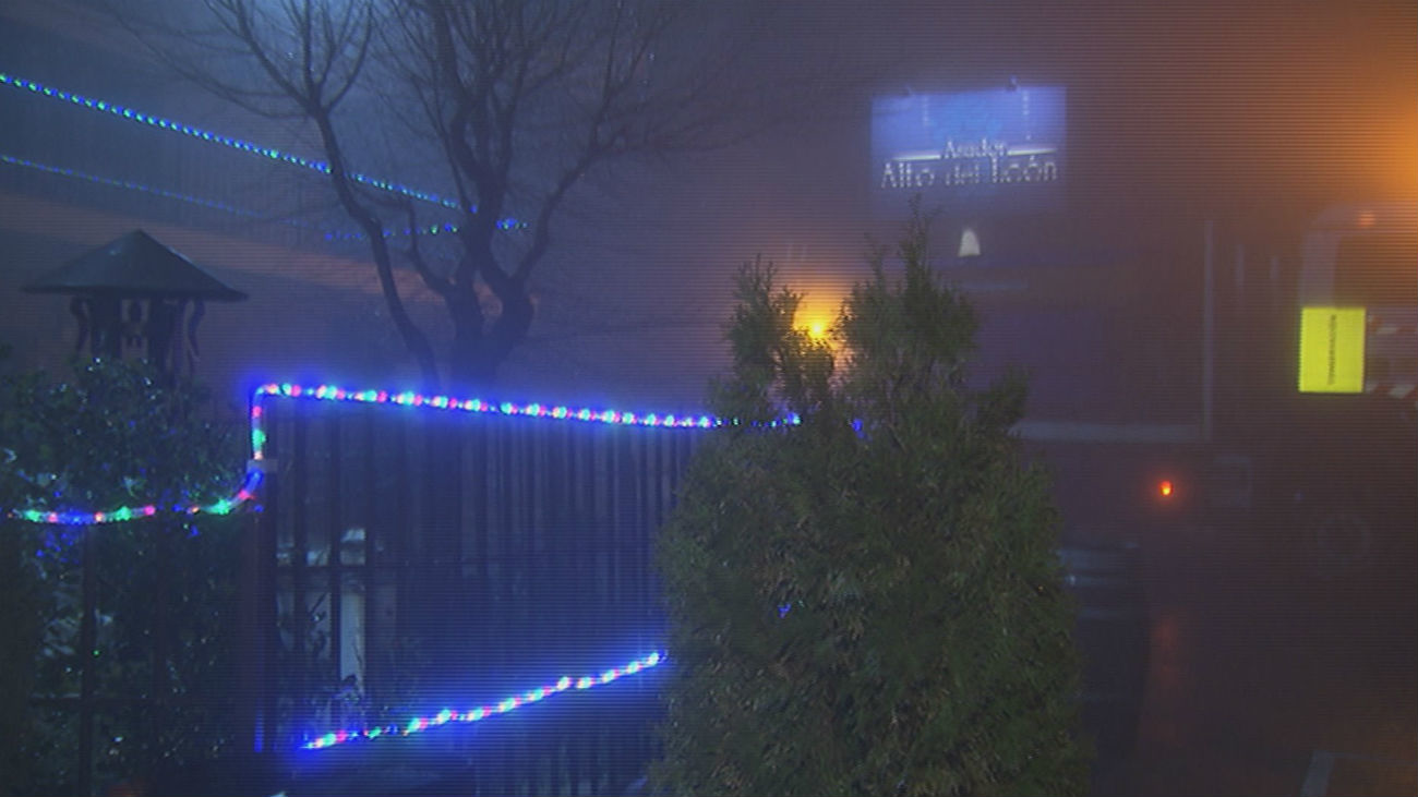 La lluvia y viento disipan la boina de contaminación en Madrid
