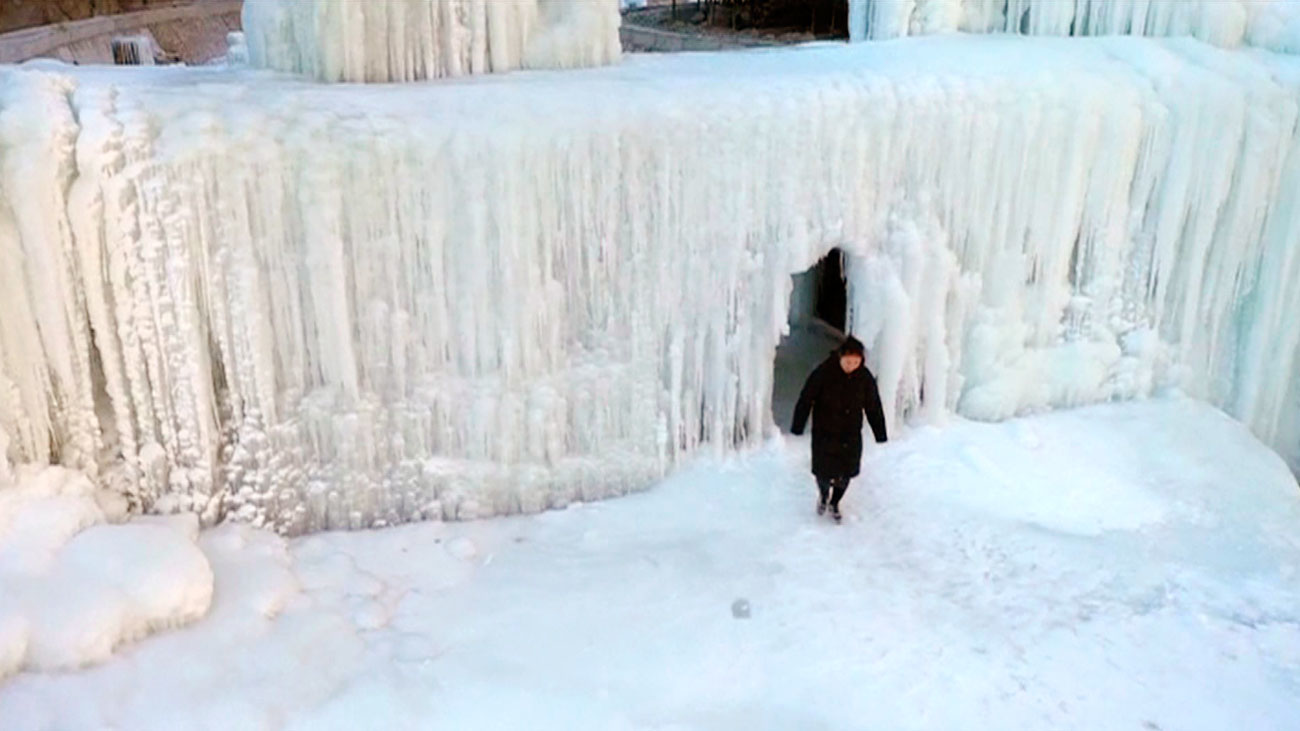 Cascada helada en China