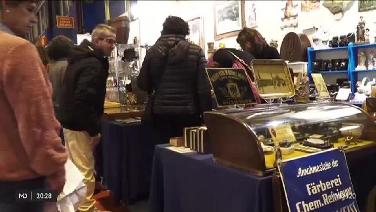 Regalos desde un euro en la feria de Almoneda