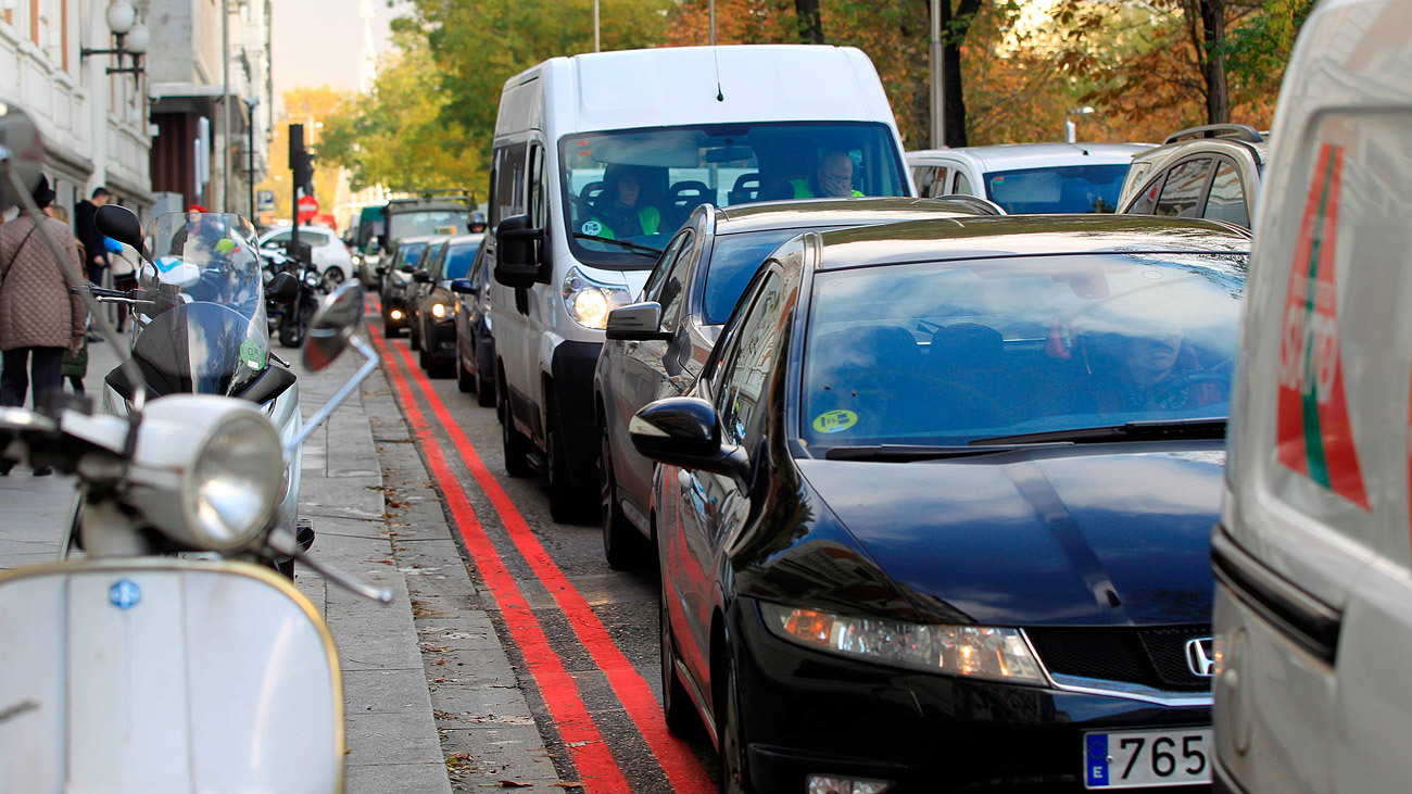 Afectados por Madrid Central piden que los comerciantes tengan 20 matrículas de cortesía