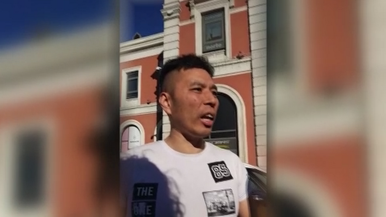 Localizamos al chino timador en Príncipe Pío