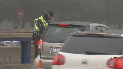 El Ayuntamiento impuso 1.450 multas el miércoles por el protocolo anticontaminación