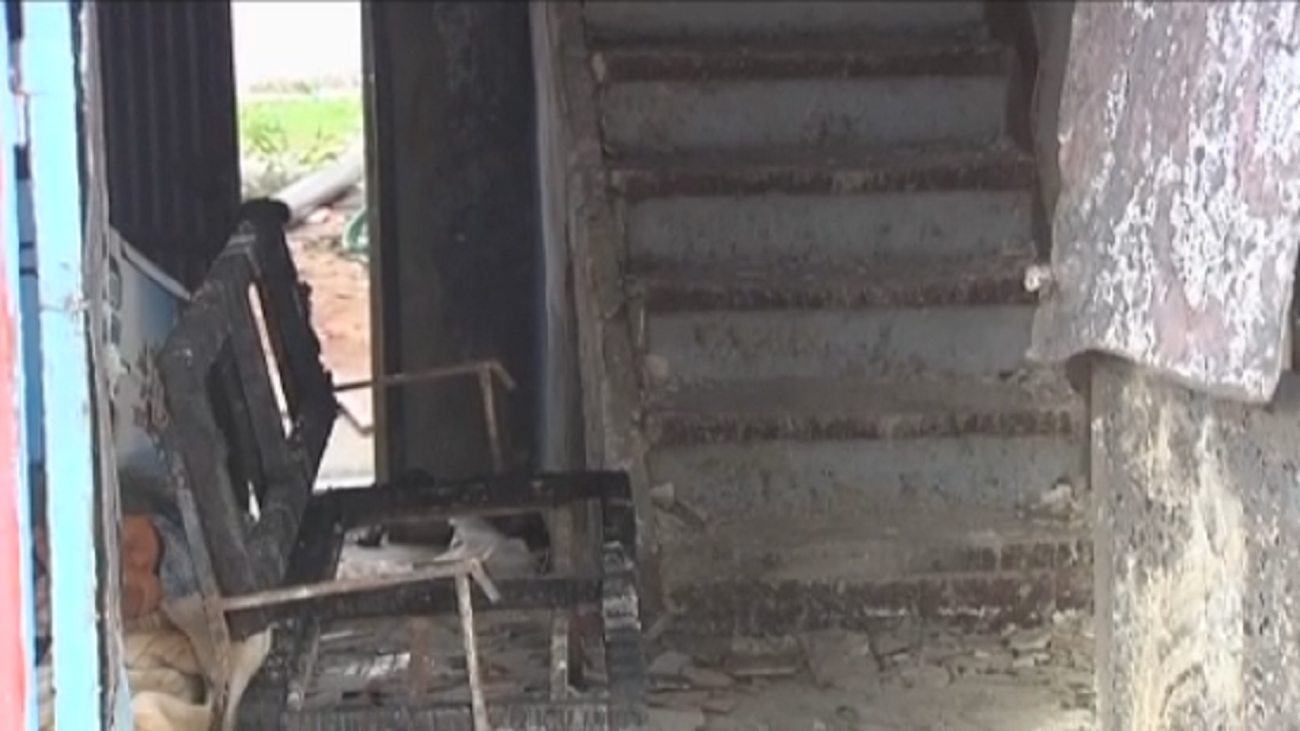 Un incendio en Sevilla obliga a unos vecinos a lanzar a niños por la ventana