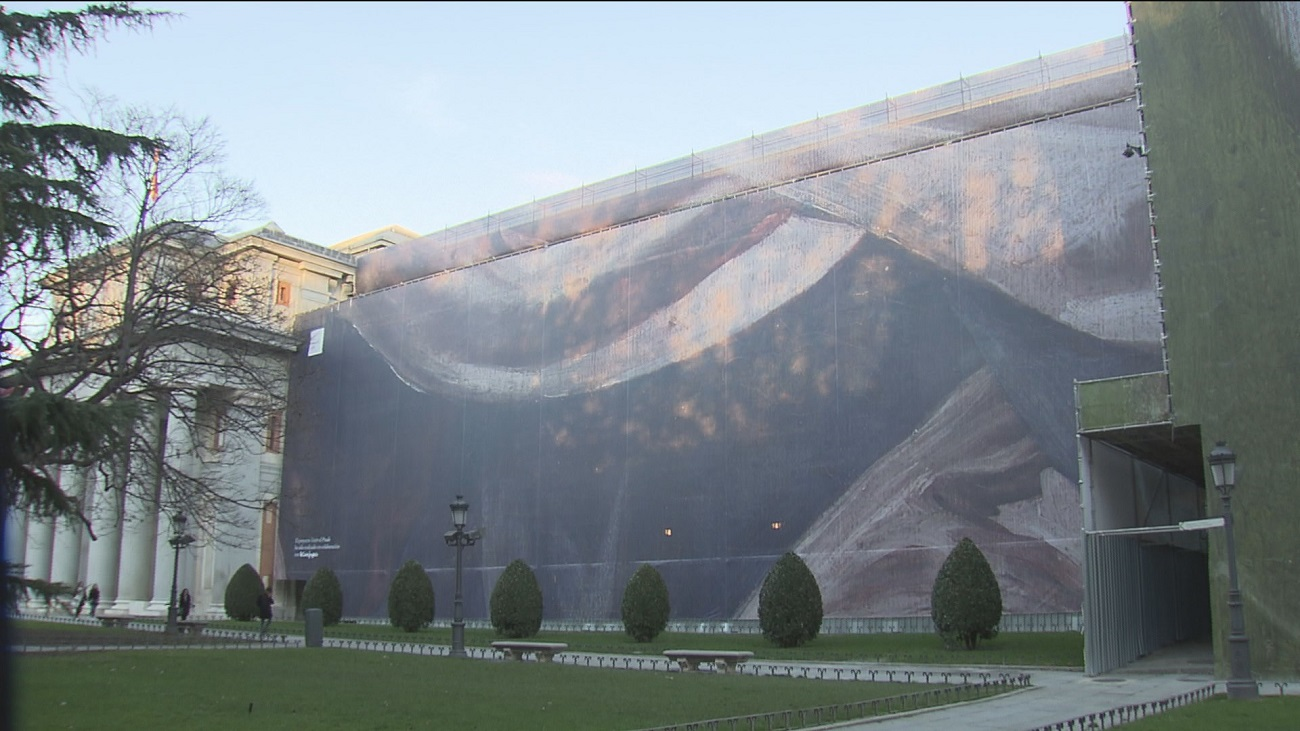 El Museo del Prado, recubierto de obras emblemáticas por su 200 aniversario