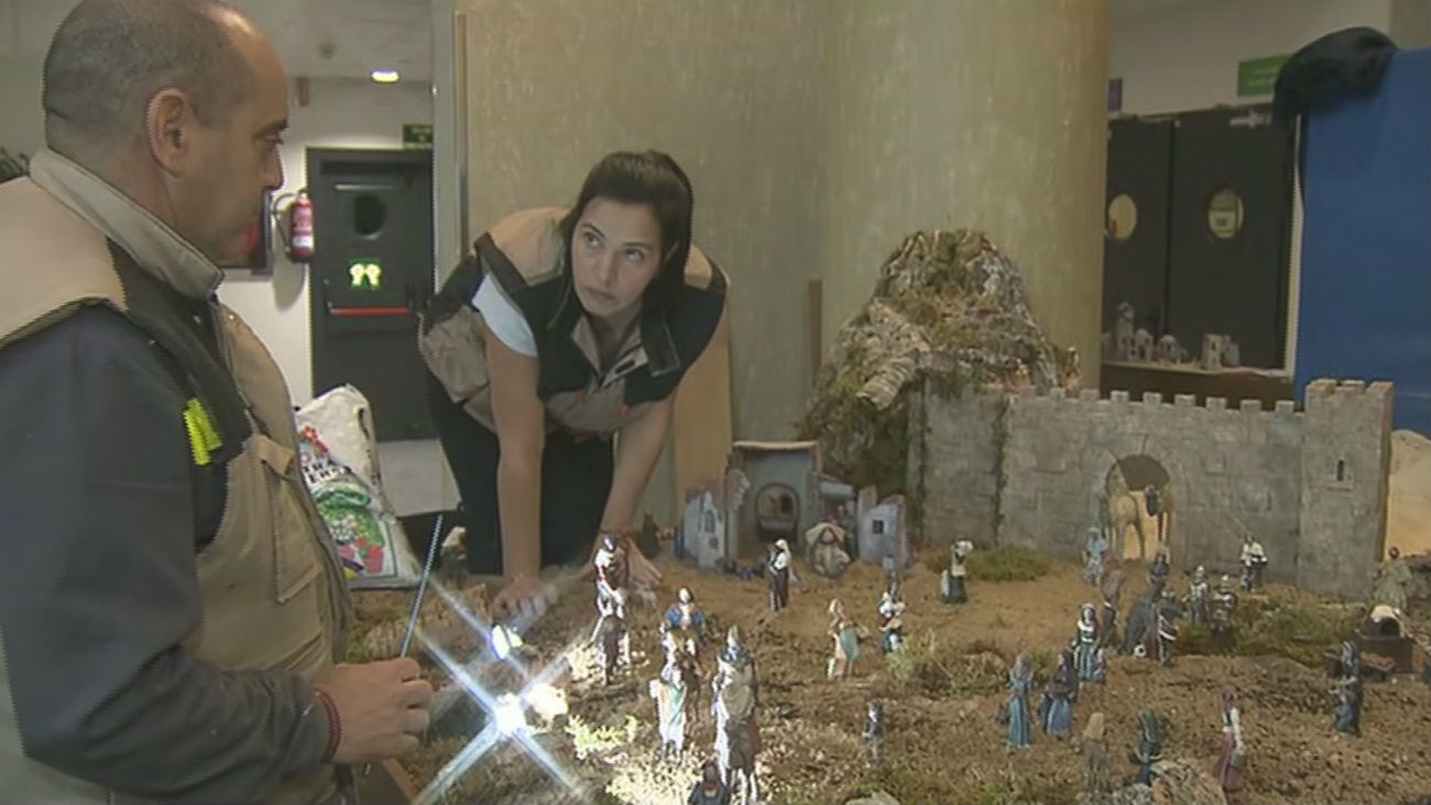 Así montan el belén de Telemadrid