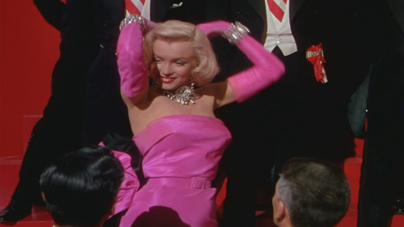 "Los caballeros las prefieren rubias", la película que instituyó la polémica frase "hacerse la rubia"