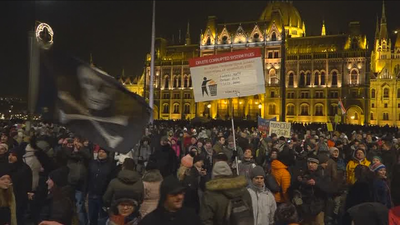 Los húngaros siguen en pie de guerra contra la llamada 'Ley de Esclavitud'