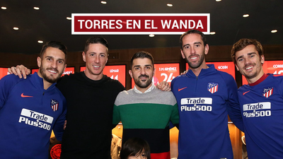 Torres y Villa, visitas sorpresa en el entrenamiento del Atlético