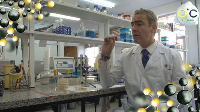 ¿Cómo sabe un médico que antibiótico recetar?