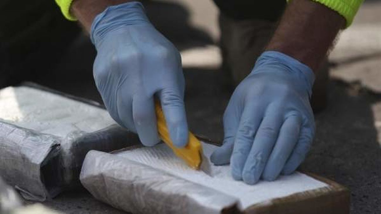 Un alijo de cocaína intervenido por la Policía, en una imagen de archivo. EUROPA PRESS