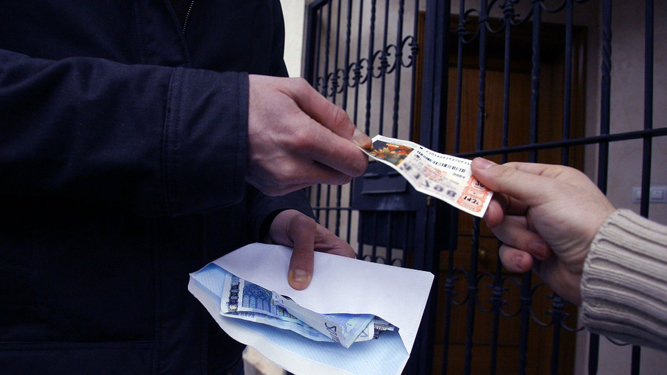 Caen seis bandas que estafaban con los timos del tocomocho y la estampita