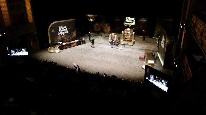 Aspirando la moqueta, que no se diga / Telemadrid