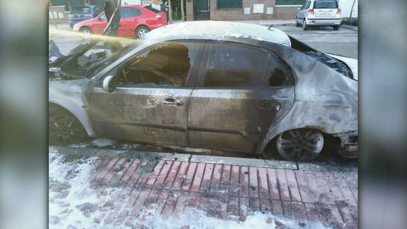 Un grupo de menores responsables de la quema de contenedores en Humanes