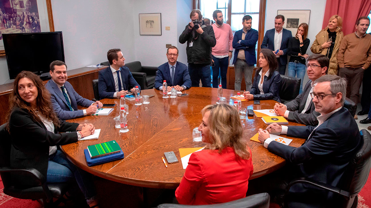PP-Cs se reúnen este miércoles para negociar la Mesa y la investidura andaluza
