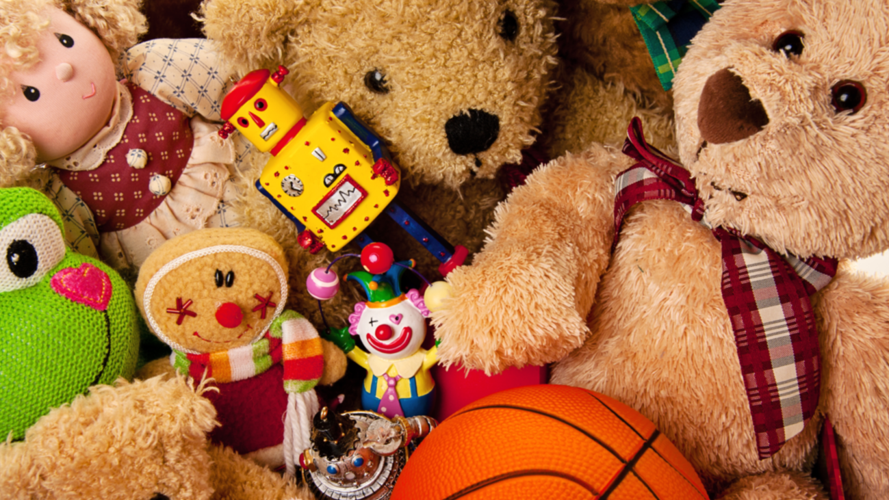 Retiran 9.603 productos navideños por incumplimiento de las normativas