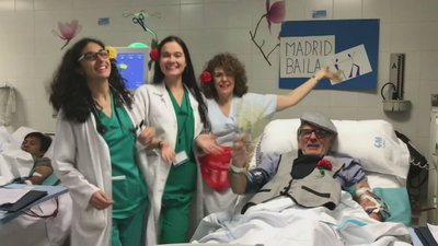 "Hemodialisis baila" en el Gregorio Marañón