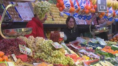 Los madrileños eligen las doce uvas