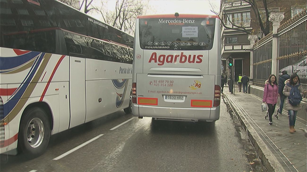Los autocares vuelven a ocupar este jueves  la Gran Vía para protestar por Madrid Central