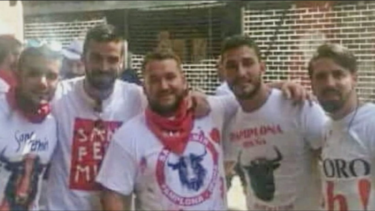 Los miembros de 'la manada' seguirán en libertad por decisión judicial