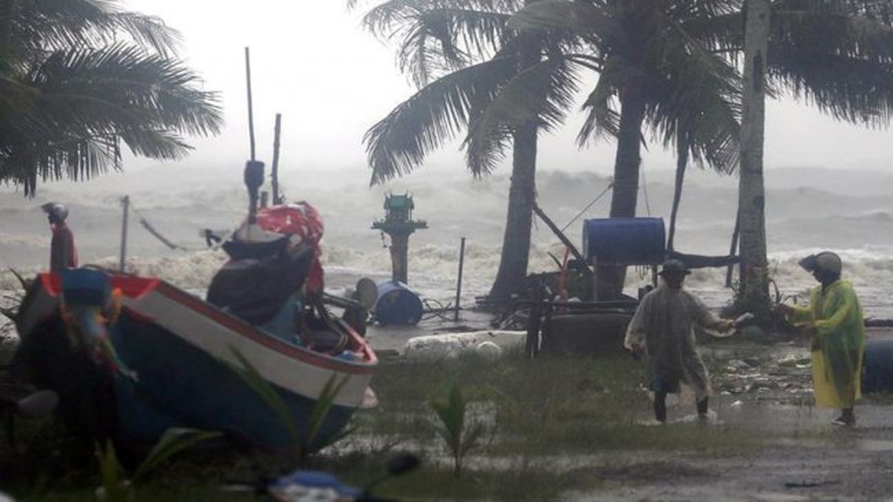 Unos 30.000 evacuados en Tailandia por la tormenta Pabuk