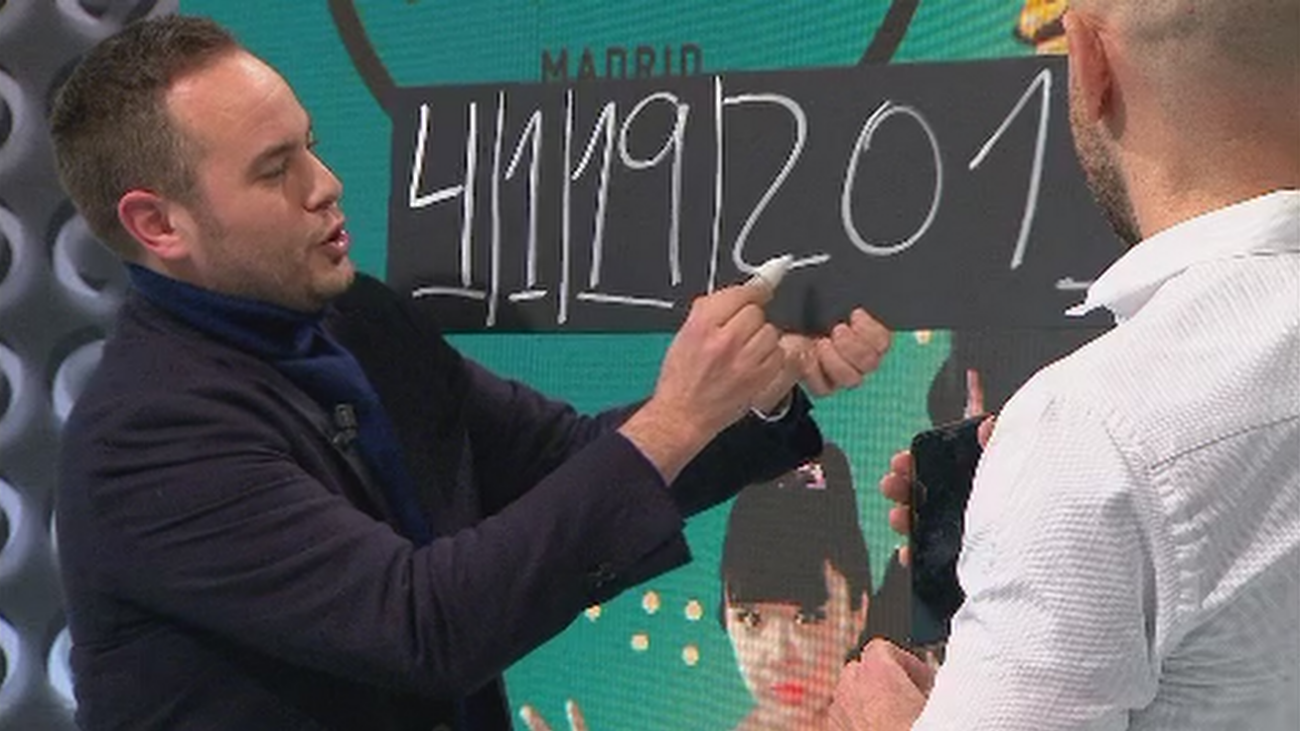 El impresionante truco de magia de Jorge Blass en el plató de Madrid Directo