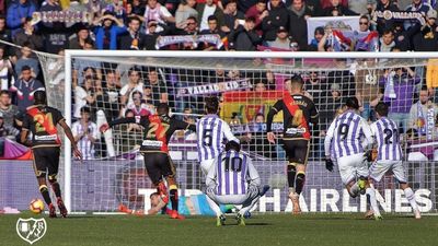 Dimitrievski para un penalti al Valladolid