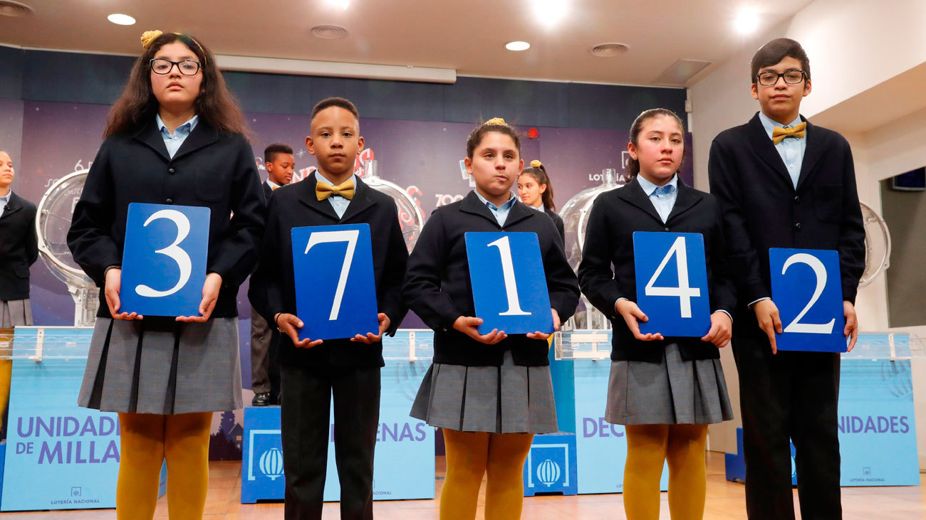 El número 37.142, primer premio del Sorteo Extraordinario del Niño