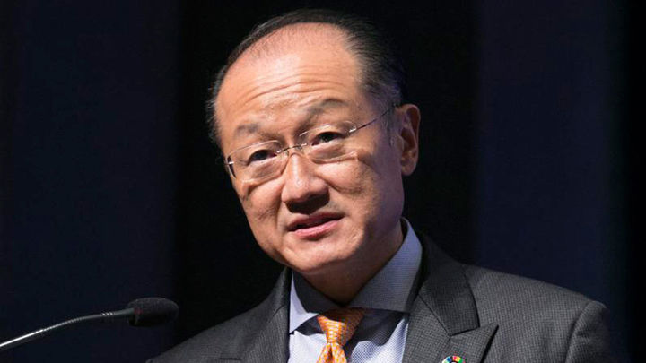 Dimite el presidente del Banco Mundial, Jim Yong Kim