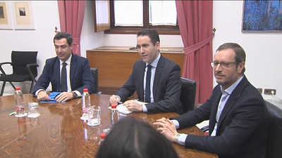 El PP pide a Vox que facilite su investidura en Andalucía