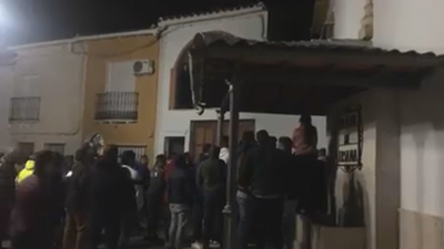 Vecinos de Casariche (Sevilla) intentan linchar a dos cacos a los que habían sorprendido en pleno robo