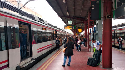 Demoras en los trenes en la línea C4 de Cercanías Madrid por la presencia de una persona en las vías