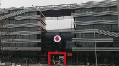 Vodafone España plantea despedir 1.200 empleados, el 24% de plantilla