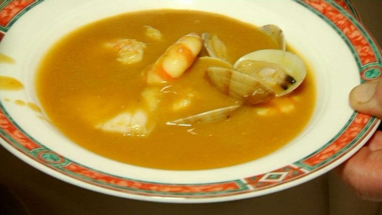 Sopa de pescado, ideal para combatir el frío