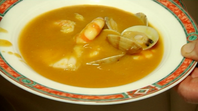 Sopa de pescado, ideal para combatir el frío