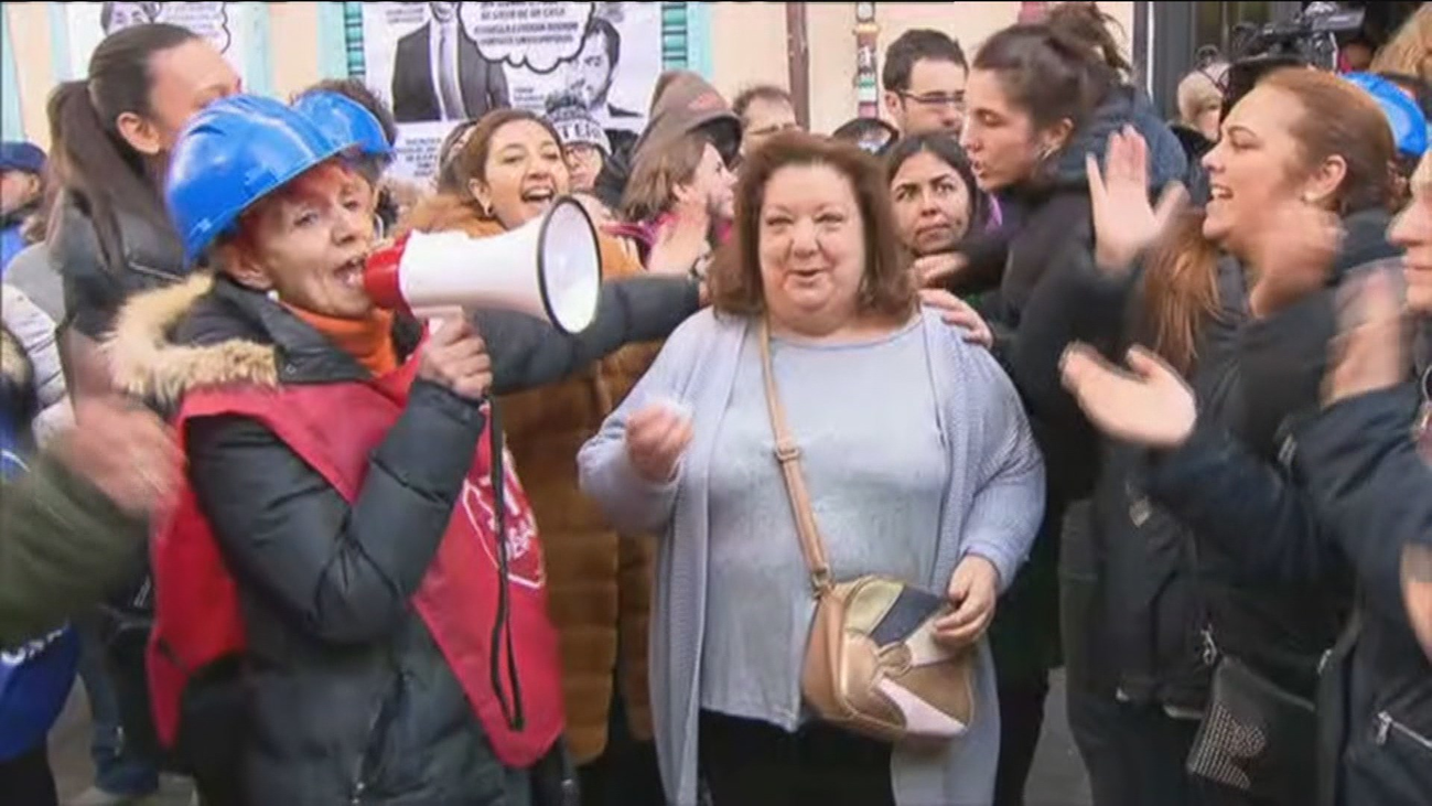 Paralizado por tercera vez el desahucio de Rosi en la calle Argumosa