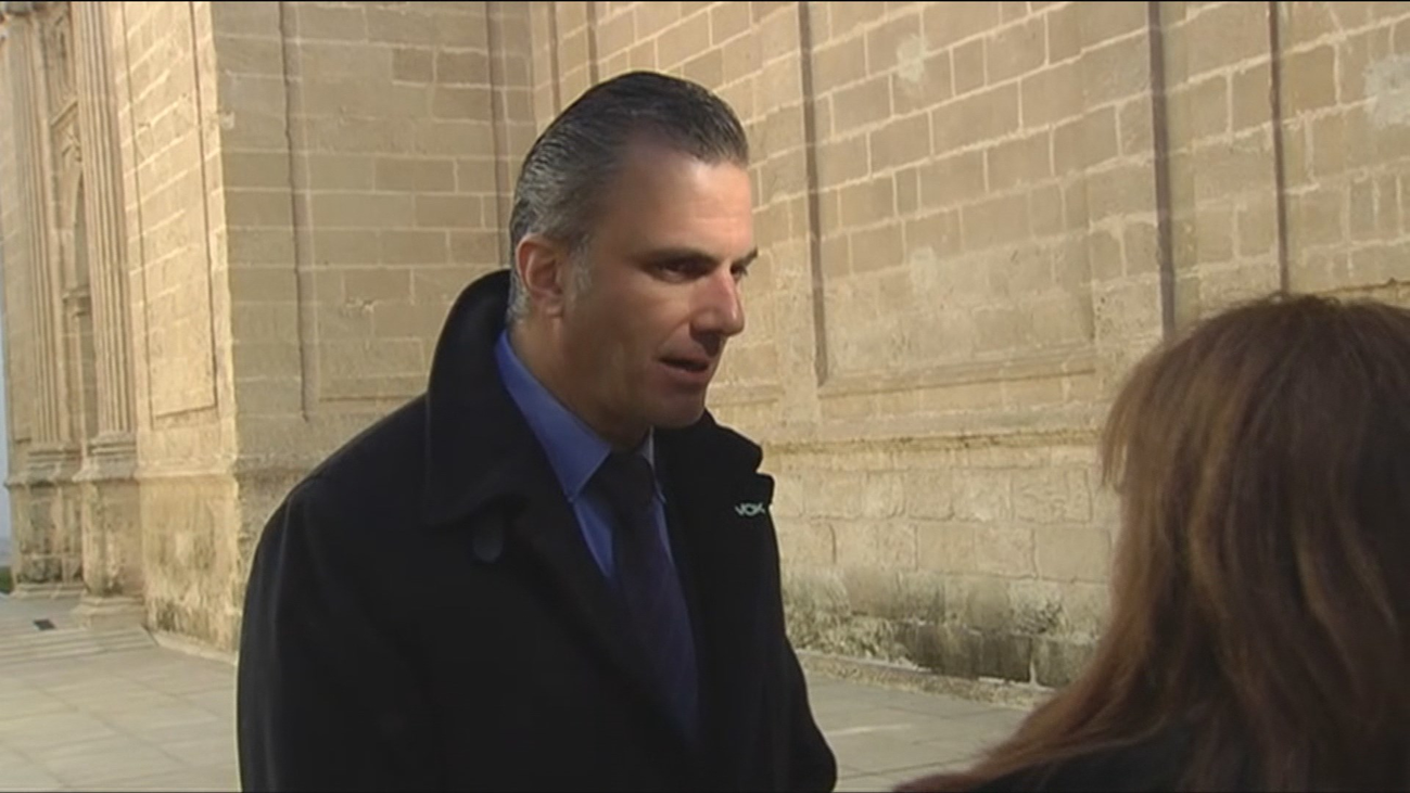 Vox acusa a Cs de "maniobrar" para que no se cree la Consejería de Familia