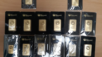 Una banda estafaba a profesionales con lingotes de oro falsos