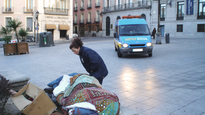 Así trabaja el Samur Social  en una de las noches más frías del año
