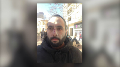 Unas 400 personas boicotean un acto de Vox en Barcelona