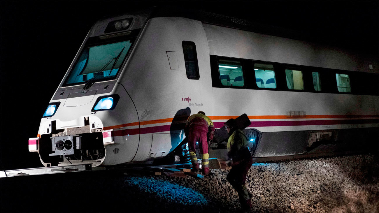 Renfe y Adif denuncian un sabotaje en el descarrilamiento de un tren en Torrijos