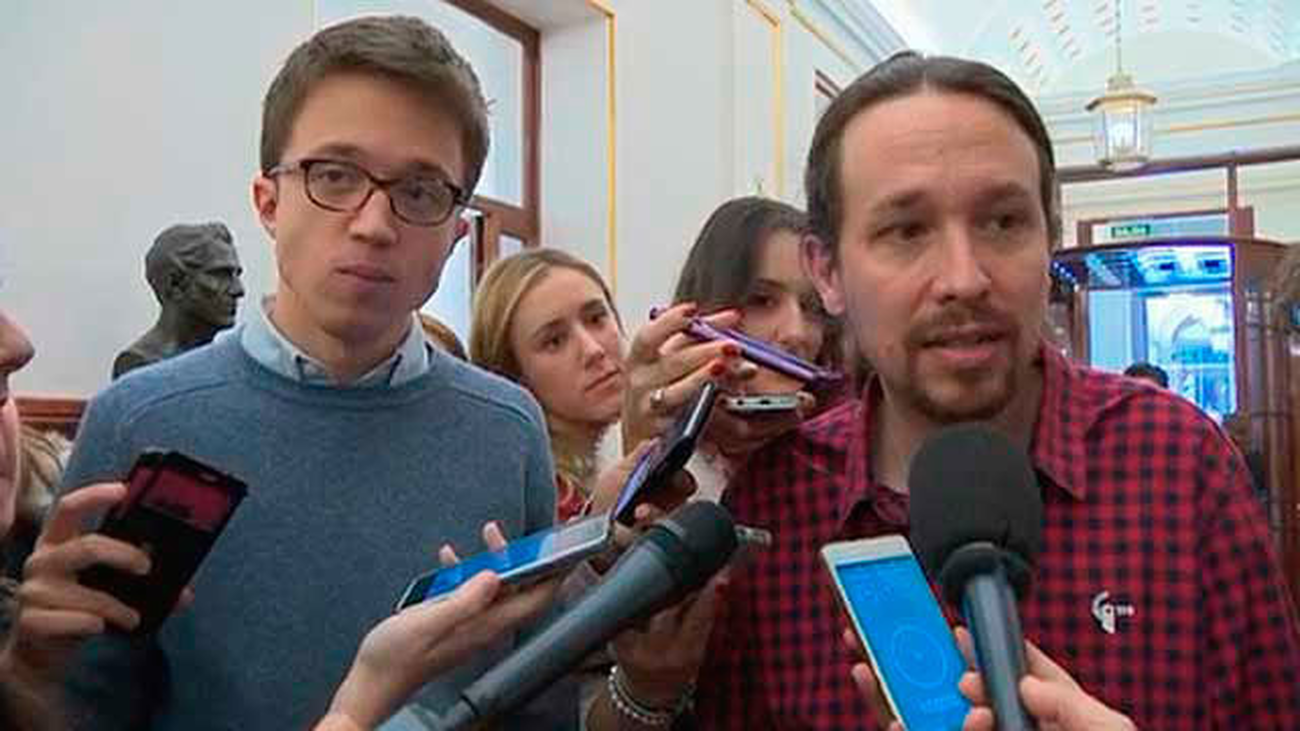 Iglesias avisa a Errejón de que Podemos competirá con él  por la Comunidad de Madrid