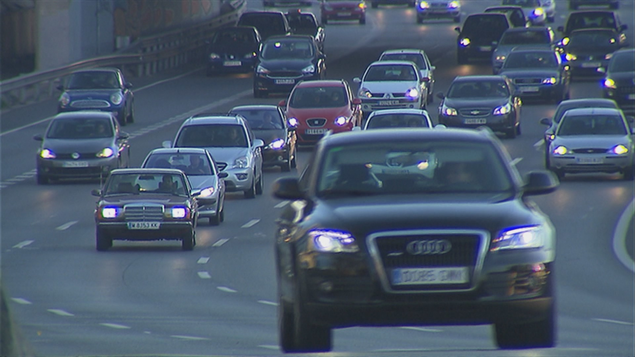 Los coches pueden aparcar hoy en zona SER