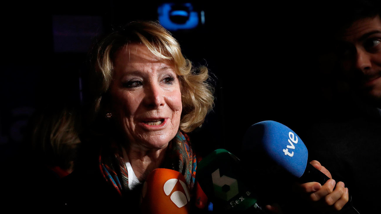 Aguirre insta a hacer del PP la casa común de una "derecha dividida en tres"