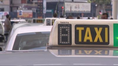 Segunda jornada de huelga del taxi tras fracasar las negociaciones con la Comunidad
