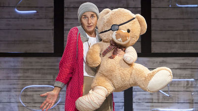 Entrevista a la actriz Mona Martínez