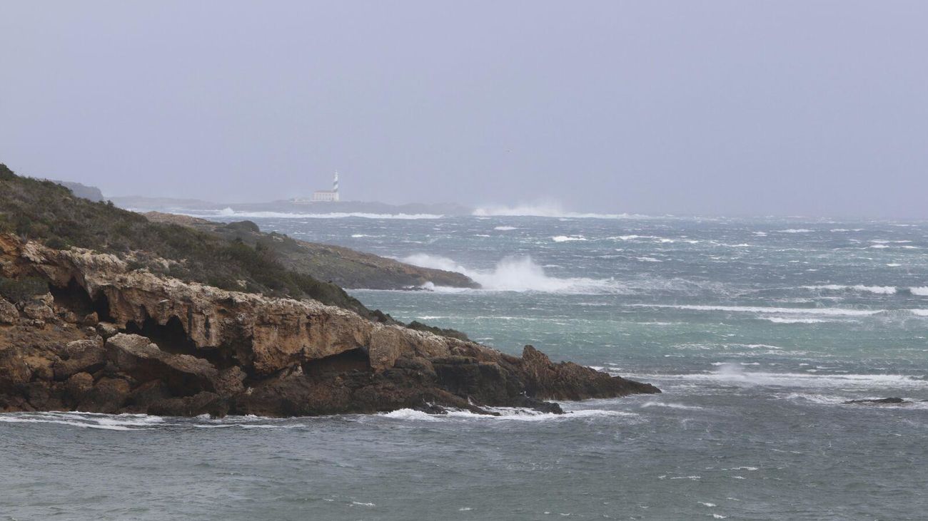 Menorca y Formentera incomunicadas por mar por el temporal