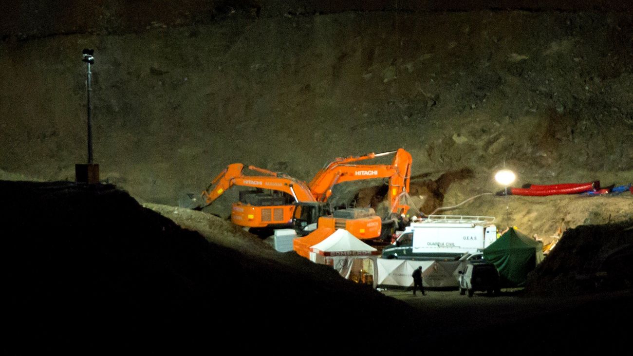 La maquinaria para el rescate de Julen abandona Totalán